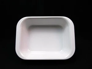 CorningWare White Footed 7" x 5.5" x 2" Rectangle Baking Serving Dish MC-B-1 - Picture 1 of 7