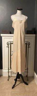 Vintage 1920’s 1930’s Cream Dress Slip - Image 1 of 4