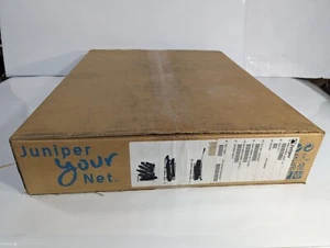 New JUNIPER EX8200-48T 48-port 10/100/1000BASE-T RJ-45 line card - OPEN BOX - Picture 1 of 3
