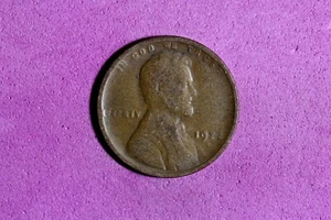 1922 D Lincoln Wheat Cent #M22401 - Picture 1 of 2