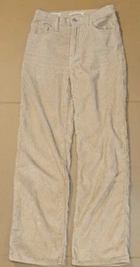 LEVIS premium ribcage straight ankle Corduroy pants Womens Size 25W 29L Like New - Picture 1 of 10