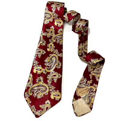 Vtg 40’s Red FOULARD Hollywood Swing Tie SATIN Rockabilly FRAMED PAISLEY Necktie - Image 1 of 4