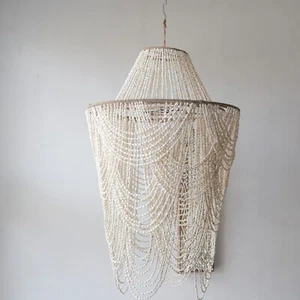 Lámpara de araña Bead Seashell, araña bohemia Seashell, lámpara Beach Bali Seashell - Imagen 1 de 6