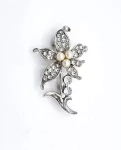 Vintage Art Nouveau Floral Pearl Rhinestone Silver Tone Brooch Pin - Picture 1 of 4