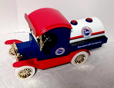 Gearbox 1912 Ford Tanker Coin Bank Standard Oil Limited Edition 1/24 Scale - Image 1 of 4