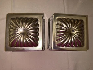 Metal Tin Cake Ice Cream Mold Set Of 2 - Picture 1 of 7