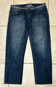 Burberry Light Washed Straight Herren Jeans Größe 36x30 - Bild 1 von 6