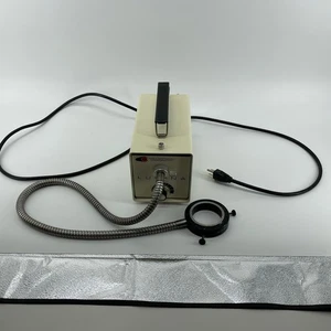 Chiu Technical Corporation F0-150 Fiber Optic Light Source Illuminator w/Light R - Picture 1 of 8