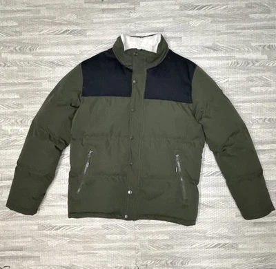 Penfield Puffer Jacket Men’s Medium Green/black Lined, Small Tear Under Arm - Image 1 of 4