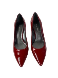 Via Spiga Patent Leather Pointed Toe Kitten Heel Pumps in Scarlet NWOB Size 6 - Bild 1 von 11