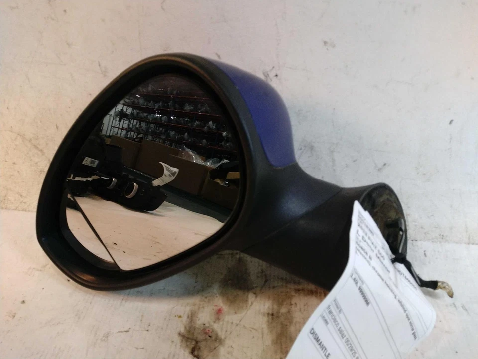 2013 FIAT 500 Left Door Mirror Assembly Blue OEM 412815 120K Mi - Изображение 1 из 4