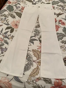 White flared Jeans, NWT, Hallhuber brand from Germany, size 40 - Picture 1 of 7
