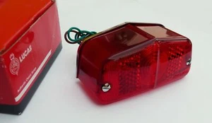 Originale Lucas 53454 Luce Stop Tail & Targa L564, Triumph BSA Norton AMC - Foto 1 di 2
