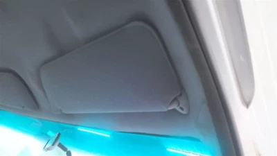 Parasol de pasajero para camioneta Ford E150 00-02 1785017 Foto 1 de 4