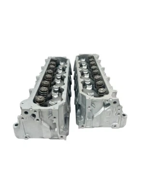 Cylinder Head GM Chevrolet Silverado GMC Sierra 2500 3500 6.6L L8T Gas PAIR Foto 1 de 4