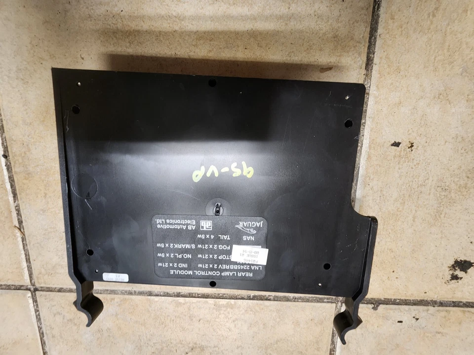 1995 1996 1997 JAGUAR XJ6 VANDEN PLAS LAMP CONTROL MODULE LNA2245BB Foto 1 de 2