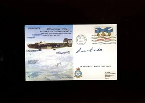 Cubierta B24 Liberator 1983 firmada por el teniente general Ira C Eaker. - Imagen 1 de 2
