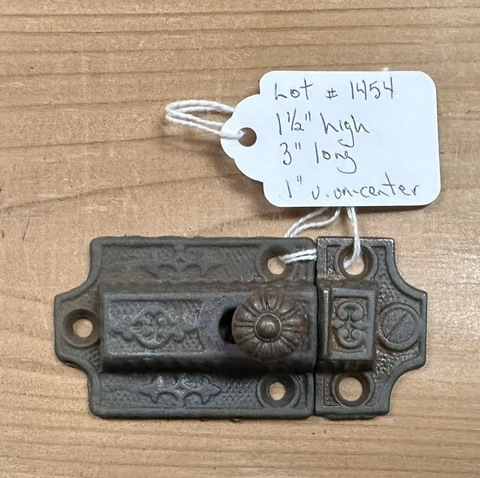 1454-Antique Cast Iron Victorian Late 1800s Cupboard Cabinet Latch Complete Cover