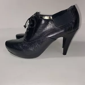 Zapatos de tacón Me Too Lisbon botín con cordones de cuero negro para mujer talla 9,5 - Imagen 1 de 9