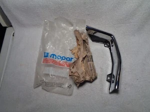 NOS Mopar 1972 Dodge Dart Left Fender Extension Molding - Picture 1 of 1