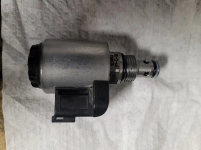 Válvula de cilindro Maxon Foto 1 de 3