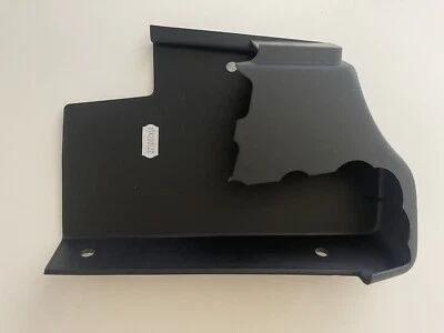 Cubierta de extremo de estribo faldón lateral Mercedes Benz G Wagon G63 A4635232900 OEM 463 Foto 1 de 4