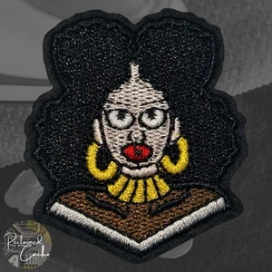 Schwarze Frau Bügelbild Patch bestickt Handarbeit Applikation - Bild 1 von 2