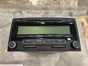 Original VW T5 Autoradio 7H0035186A Grundgerät 2009–2015 Transporter Multivan - Picture 1 of 5