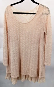 A'reve Anthropologie Top with lace trim Medium - Picture 1 of 10