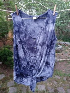 Saint Tropez West Top Women's M Blue Tie Dye Sleeveless Blouse Front Tie Waist - Picture 1 of 4