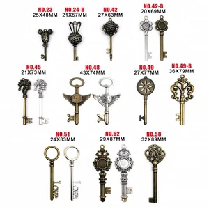 5pcs Large Retro Antique Vintage Old Look Decorative Key Charms Jewelry Pendants - Picture 1 of 22