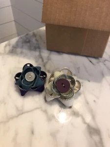 Blumen Haarspangen - Neu ohne Etikett - Upcycling aus Reißverschlüssen! - Bild 1 von 2