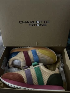 NEU Charlotte Stone Conway Retro Mismatch Sneaker Casita Größe 8  - Bild 1 von 3