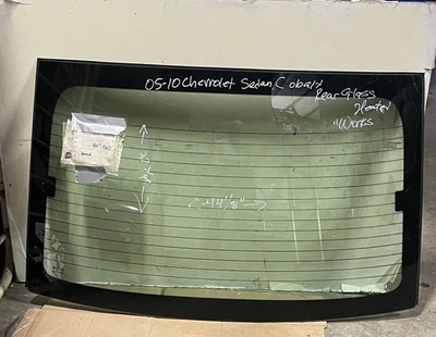 Chevrolet седан 2005-2010 годов выпуска кобальтовое заднее стекло с подогревом проверено в работе - Изображение 1 из 4