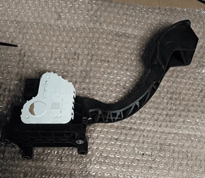 Pedal del acelerador LANCIA YPSILON (TK) 0.9 TwinAir S&S Ber. faf548 - Imagen 1 de 4