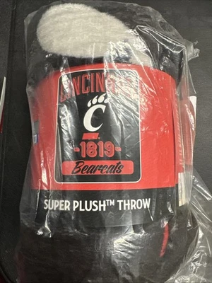 Manta Micro Raschel NCAA Cincinnati Bearcats, 46" x 60", Universitaria, Anx22 Foto 1 de 2