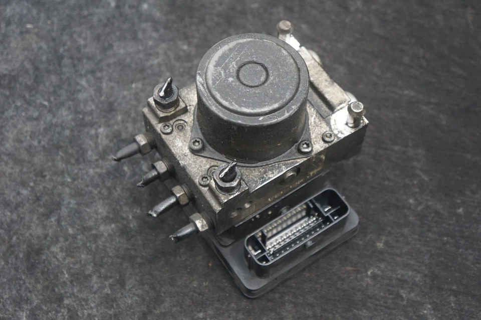 Оригинальный модуль насоса антиблокировочной системы тормоза ABS 23237319 Chevrolet Silverado 2500 3500 15-19 - Изображение 1 из 4