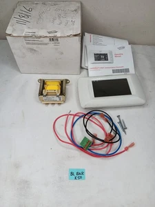 ComfortNet CTK04AE Communicating Thermostat THX9001R5029 - Picture 1 of 11