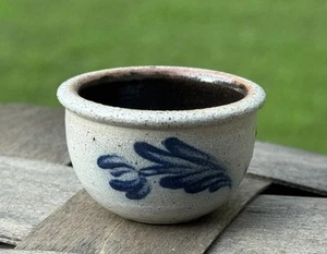 Rowe Pottery Works Miniature Stoneware Salt Glaze Floral Mixing Bowl 1988 - Picture 1 of 11