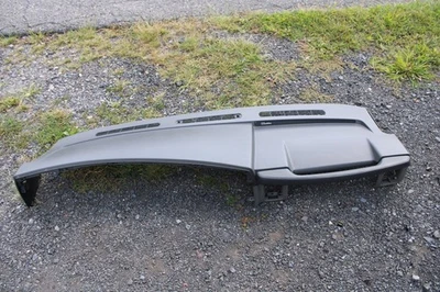 03-06  Cadillac Escalade Upper Dash Pad W/ Pull Bar Gray OEM - Image 1 of 4