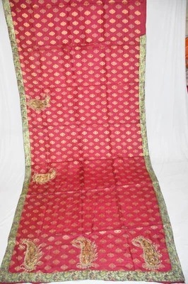 Saris de Colección Diseño Paisley Salma Lentejuelas Bordado Trabajo Rojo Pura Seda Sari Foto 1 de 4