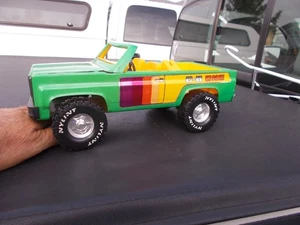 Chevrolet Chevy Blazer incompleto 12" carrocería cuadrada verde vintage Nylint C-B One - Imagen 1 de 15