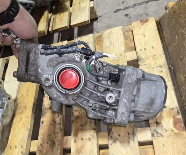 Toyota RAV4 Rear Differential Carrier Assembly (2006-2022) – 2.28 Ratio, OEM Used 2 thumbnail image