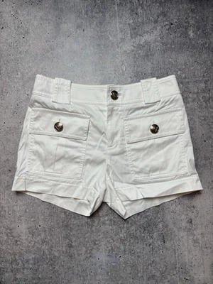 Gucci Women's Shorts Cotton White Size 38 Made In Italy Luxury Fashion - Image 1 of 4