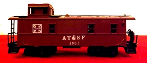 Ho Scale ATSF 1951 Red Caboose - Picture 1 of 4
