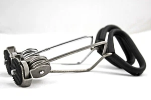 2 STUDIO PHOTOGRAPHY HEAVY DUTY CAMERA OR LIGHT CLAMPS WITH ROTATING HEADS - Picture 1 of 3