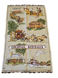 Vintage Tea Towel Colonial Australia Greetings Maleny Q Pure CZE Linen Hong Kong - Foto 1 di 3
