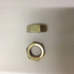 MF 230/240 STEERING WHEEL NUT VPJ5252 (MF966461M1) - Picture 1 of 1