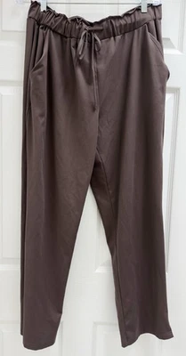 Joie Feminino XL Bolsa de Papel Cintura Macia Calça Fácil Elástica Taupe Cordão - Imagem 1 de 4