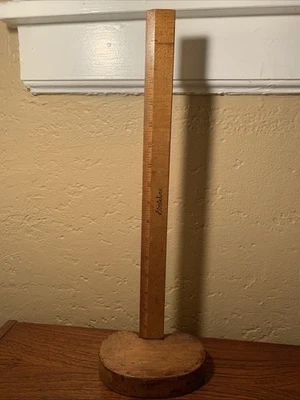 VINTAGE ‘STATELINE’ 18” VERTICAL WOOD RULER / SKIRT MARKER-HEM,SEAMSTRESS,TAILOR - Image 1 of 4